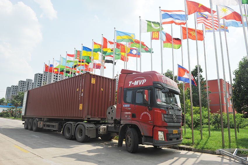 華泰集團設計制造的100T棕櫚油精煉分提項目發(fā)貨剛果（金）