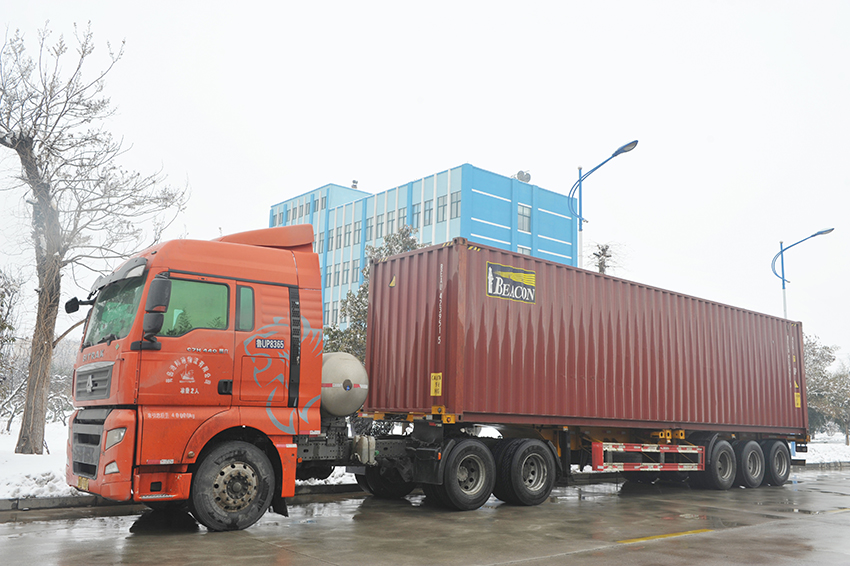 華泰集團(tuán)設(shè)計(jì)制造的50T/D大豆、花生、小黑籽預(yù)處理榨油，20T/D浸出，20T/D精煉項(xiàng)目發(fā)往埃塞俄比亞